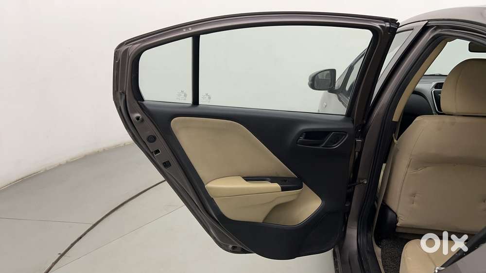 Honda City I-vtec Sv, 2015, Petrol