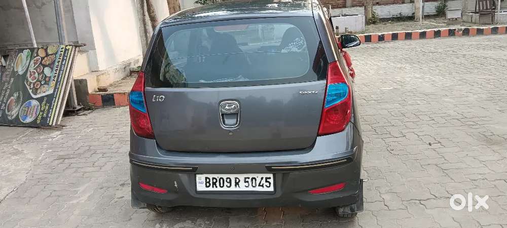 Hyundai I10 2015 Petrol 64400 Km Driven