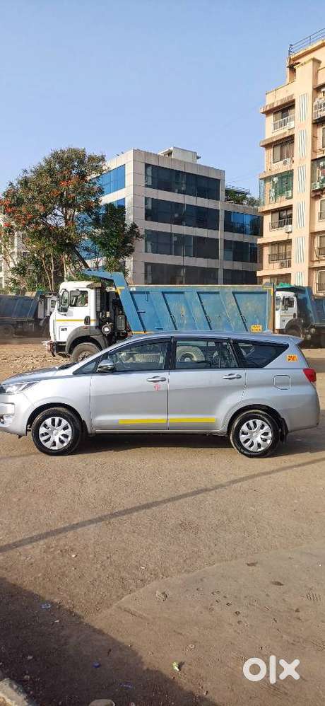 Toyota Innova Crysta 2.4 G Mt, 2025, Diesel