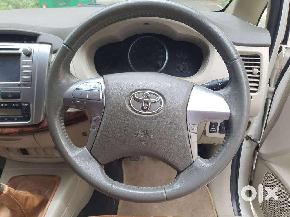 Toyota Innova 2.5 V 7 Str, 2014, Diesel