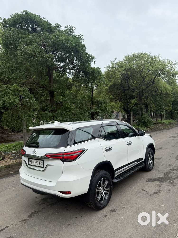 Toyota Fortuner [2021-ongoing] 2.8 2wd Diesel At, 2023, Diesel