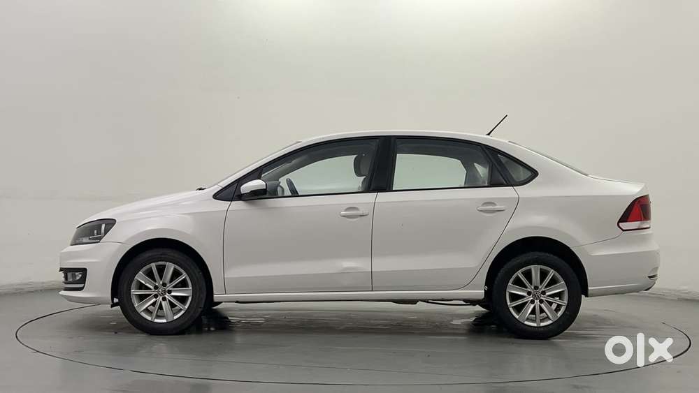 Volkswagen Vento 1.6 Highline, 2016, Petrol