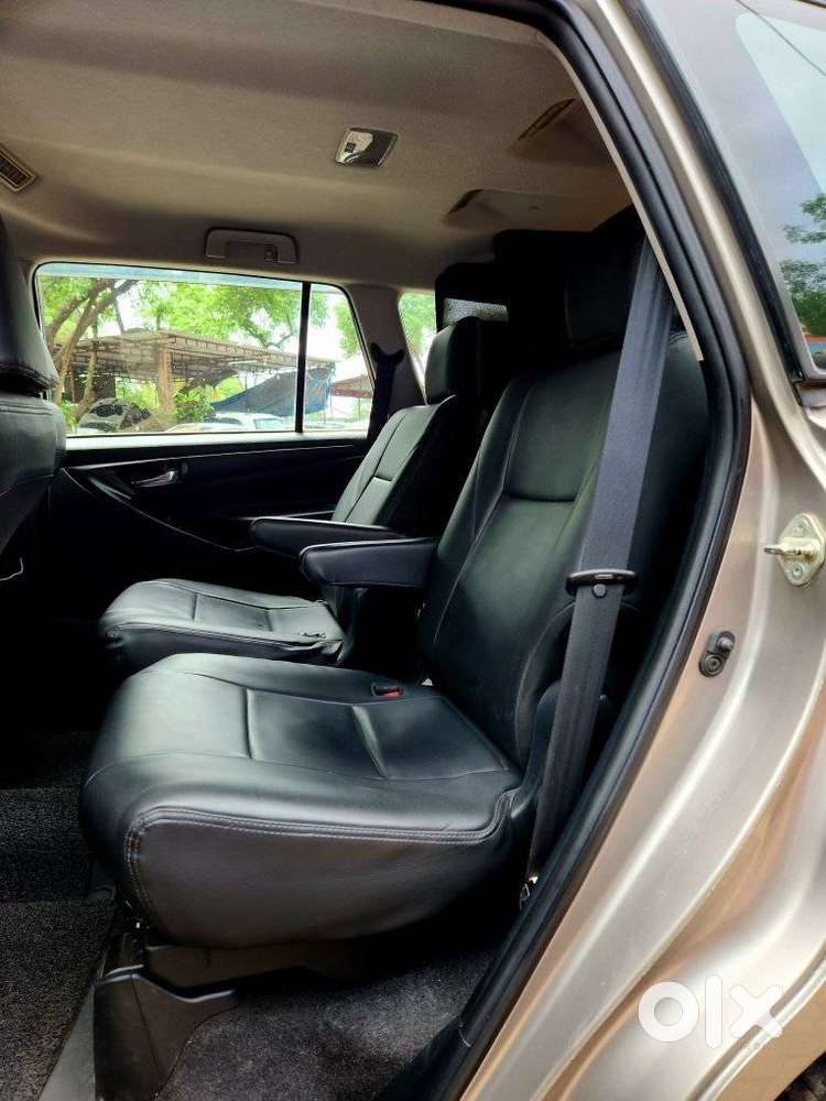 Toyota Innova Crysta 2.8 Gx At, 2017, Diesel