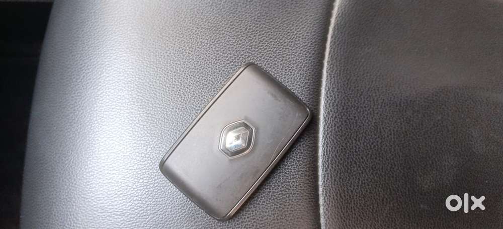 Renault Triber Rxz, 2019, Petrol