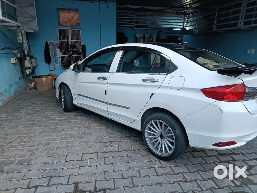 Honda City Zx 2015 Petrol Well Maintained