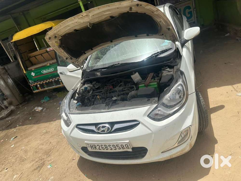 Hyundai Fluidic Verna 2012 Cng & Petrol Good Condition