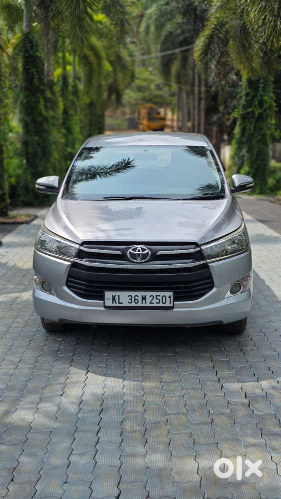 Toyota Innova Crysta 2.7 Gx Mt 8s, 2017, Diesel