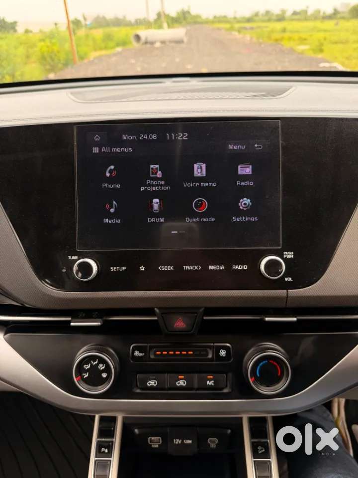 Kia Carens 1.5 Prestige 7 Str, 2022, Petrol