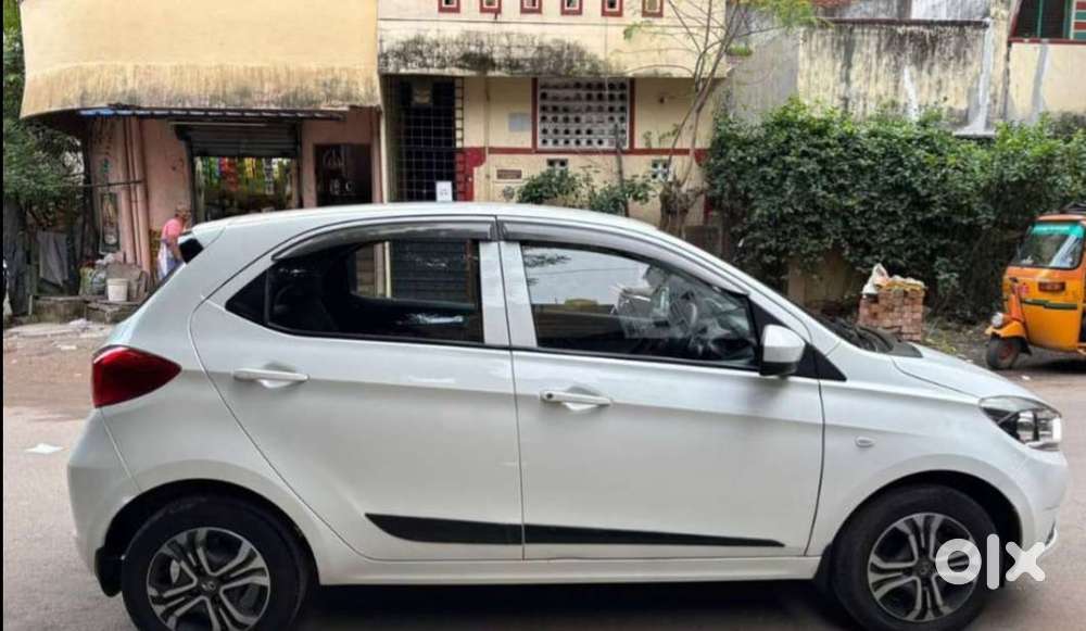 Tata Tiago Xza Plus, 2019, Petrol