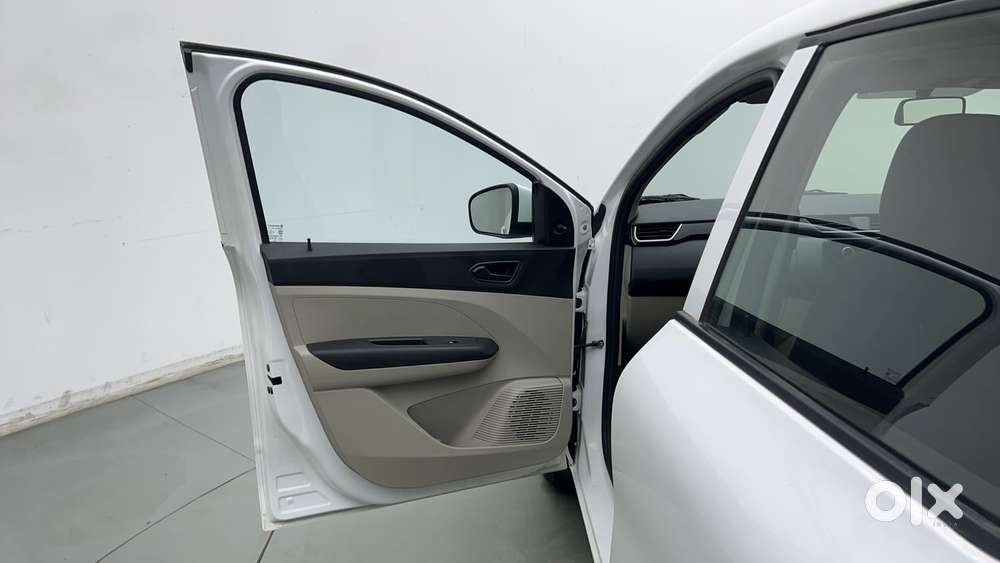 Renault Triber Rxl, 2020, Petrol