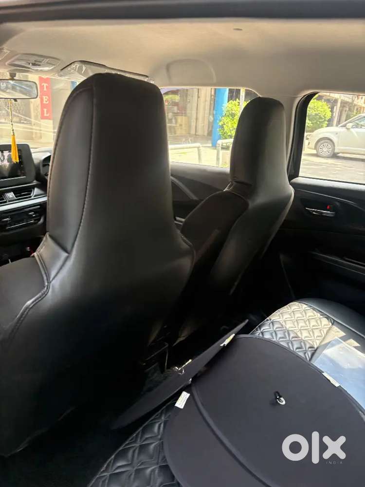 Maruti Suzuki Swift Vxi Black Colour