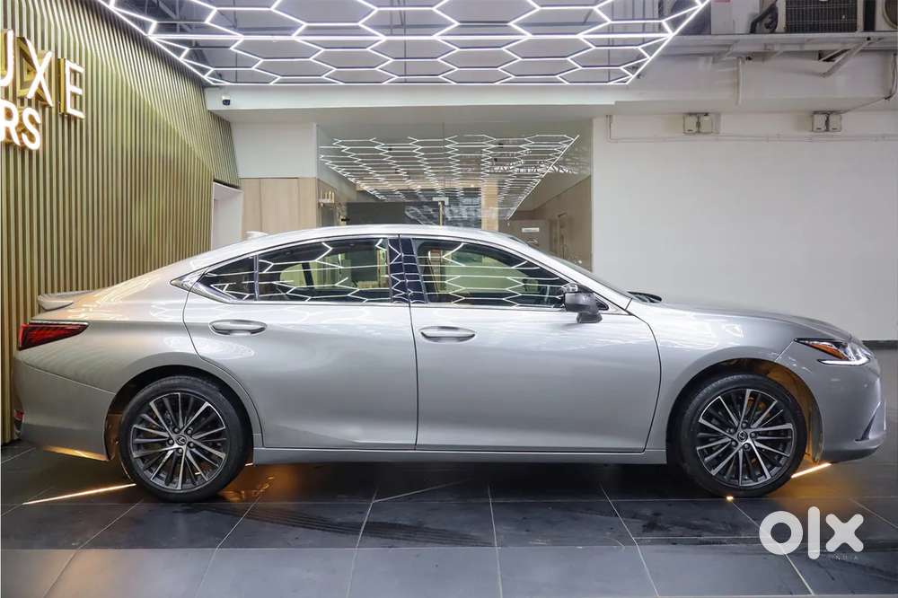 Lexus Es, 2023, Petrol