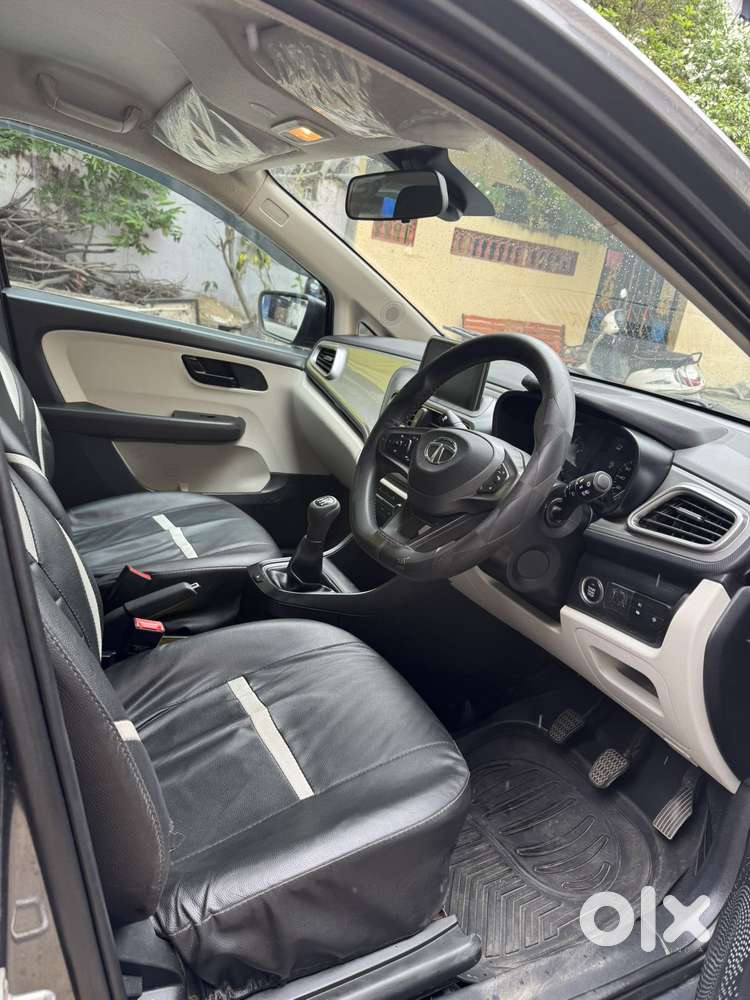 Tata Altroz 1.2 Xt, 2023, Petrol