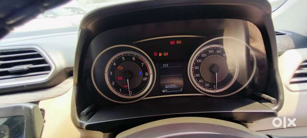 Maruti Suzuki Dzire Vxi Ags, 2022, Petrol
