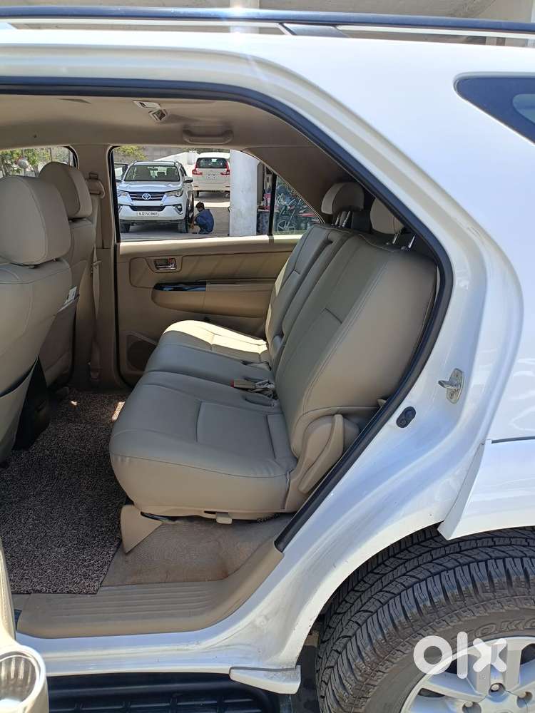 Toyota Fortuner 3.0 4x2 Mt, 2014, Diesel