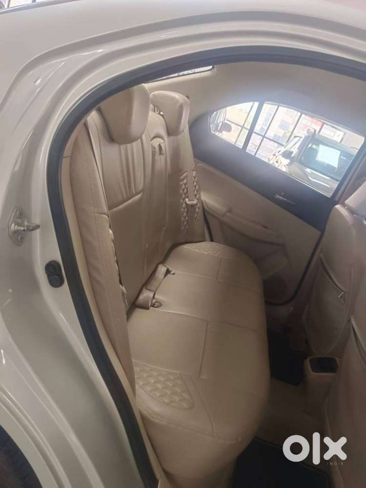 Maruti Suzuki Swift Dzire Zxi + Amt, 2019, Petrol