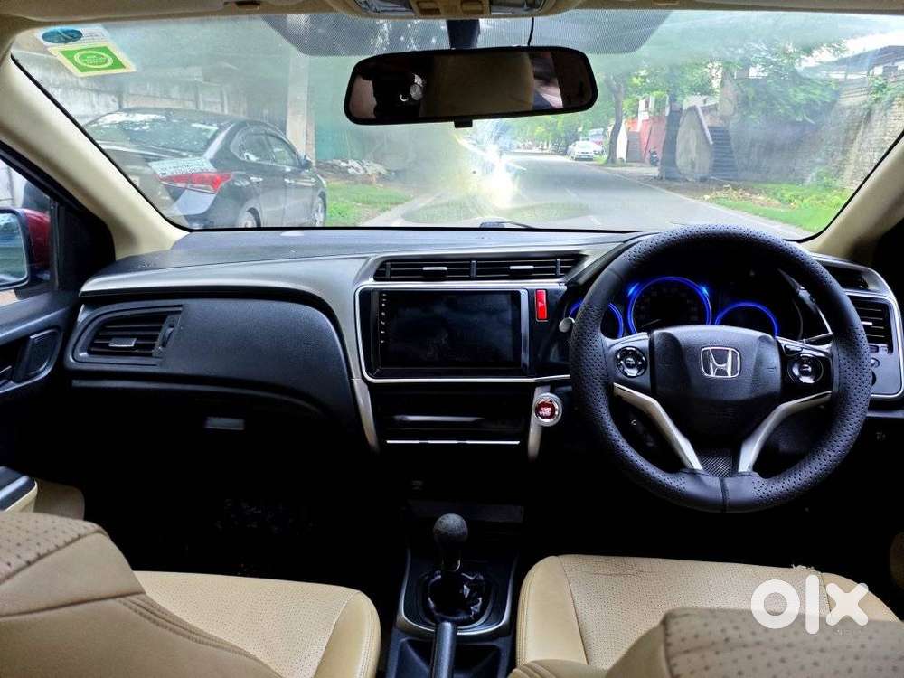 Honda City V Mt Sunroof, 2015, Diesel