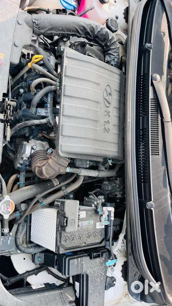 Hyundai Aura 2024 Cng & Hybrids Well Maintained