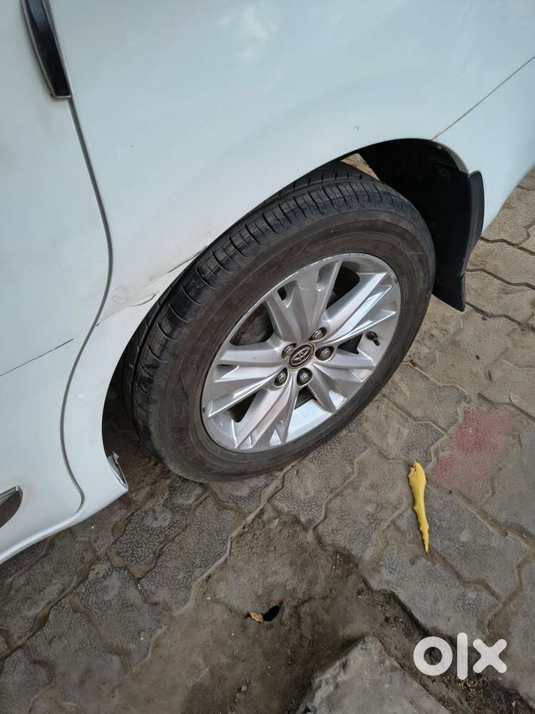 Toyota Innova Crysta 2.4 Z 7 Str, 2017, Diesel