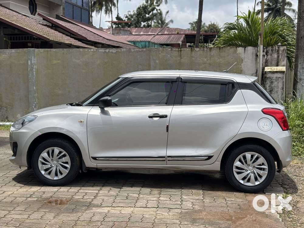 Maruti Suzuki Swift Vvt Lxi, 2021, Petrol
