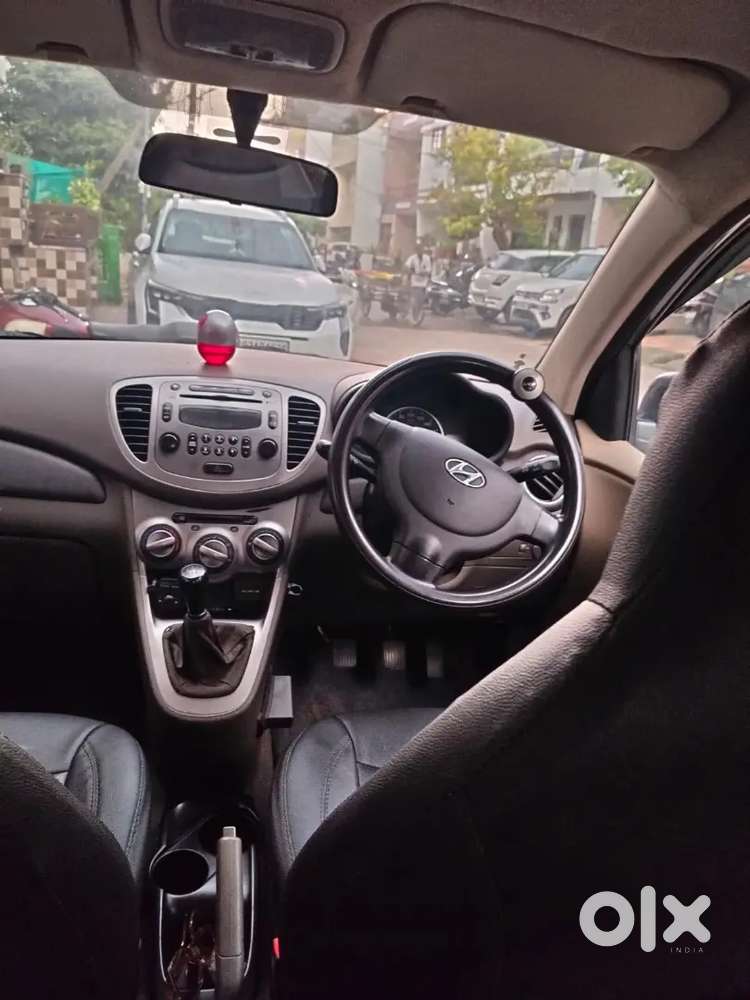 Hyundai I10 Sportz Petrol 2013