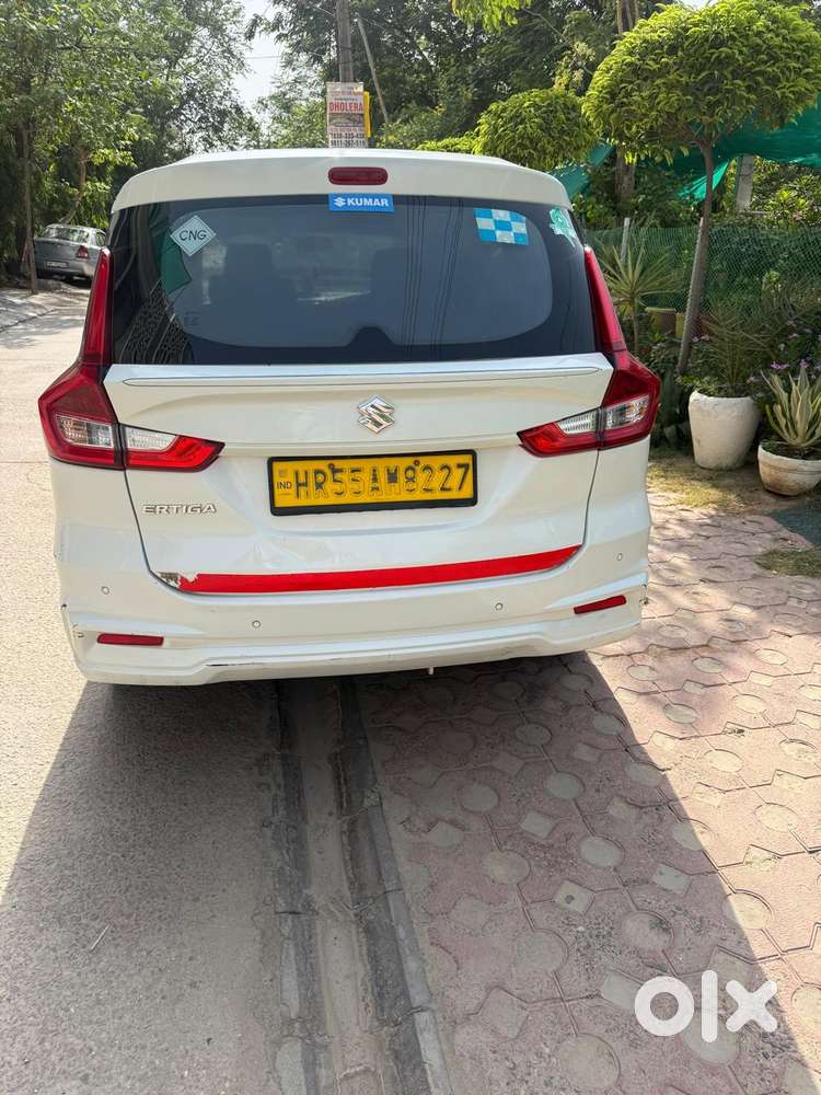 Maruti Suzuki Ertiga 1.5 Lxi, 2022, Cng & Hybrids