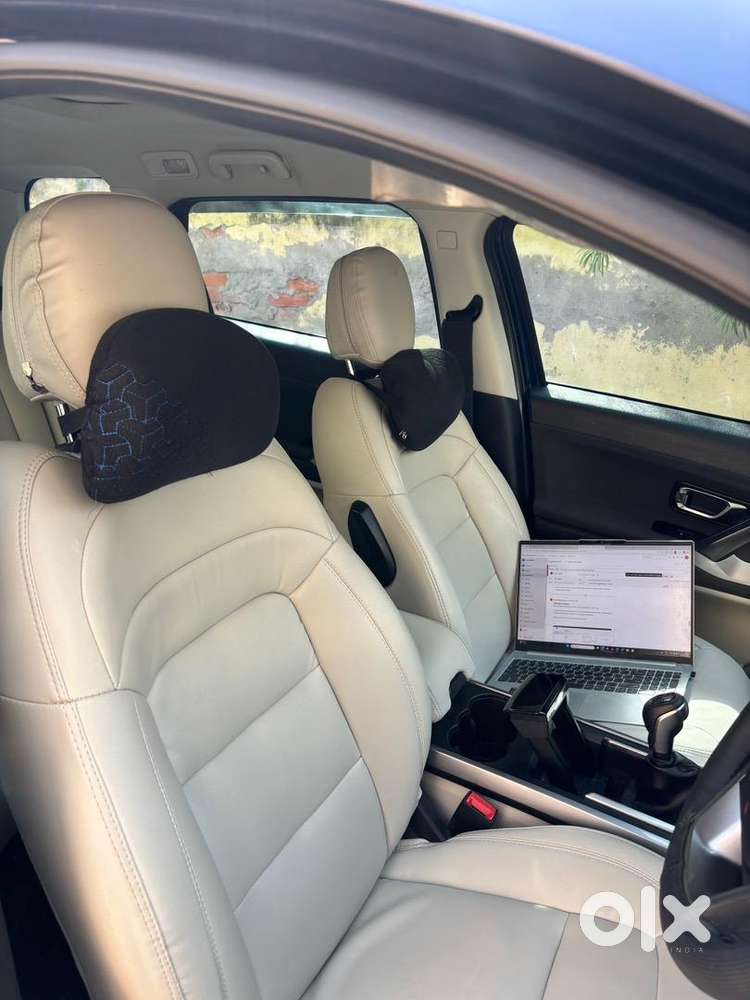 Tata Safari 2022 Xt +
