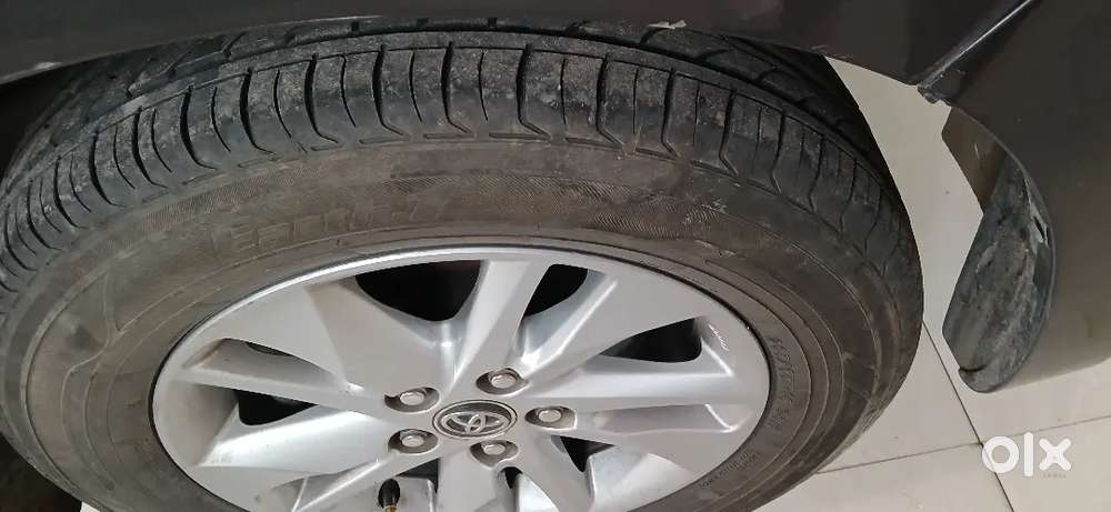 Toyota Innova Crysta 2019