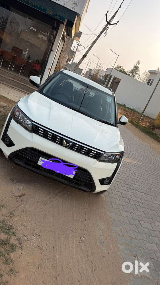 Mahindra Xuv300 2023 Diesel 36000 Km Driven