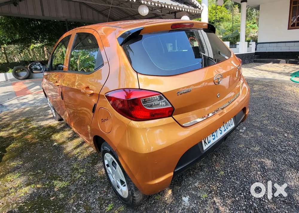 Tata Tiago Xta Automatic