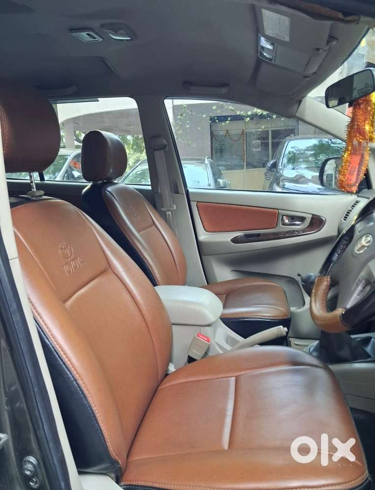 Toyota Innova Diesel 2012