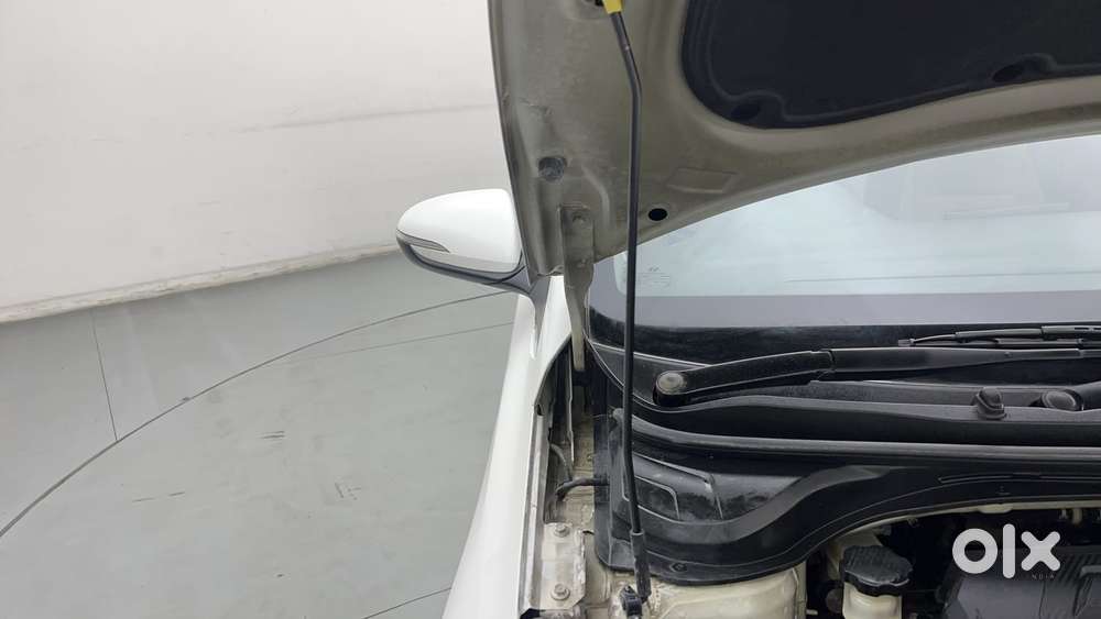 Hyundai Verna 1.5 Sx (o) Vtvt Ivt, 2021, Petrol