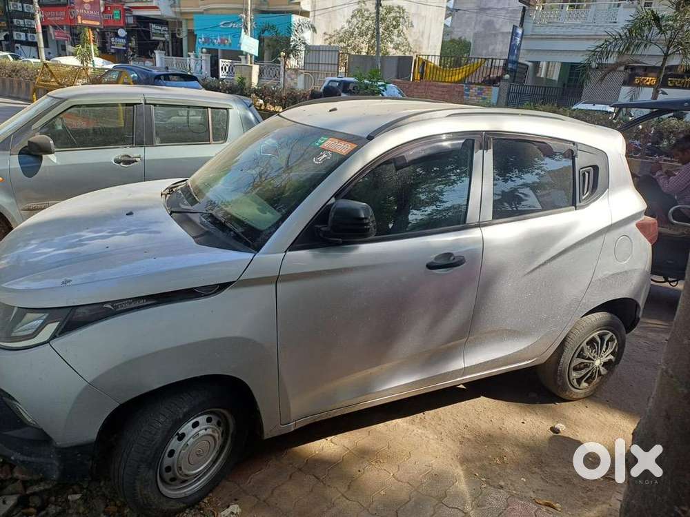 Mahindra Kuv 100 2017 Diesel 75214 Km Driven Mint Condition
