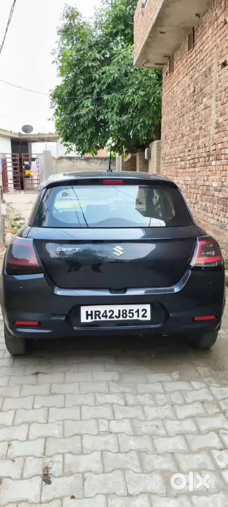 Maruti Suzuki Swift Vxi 2025