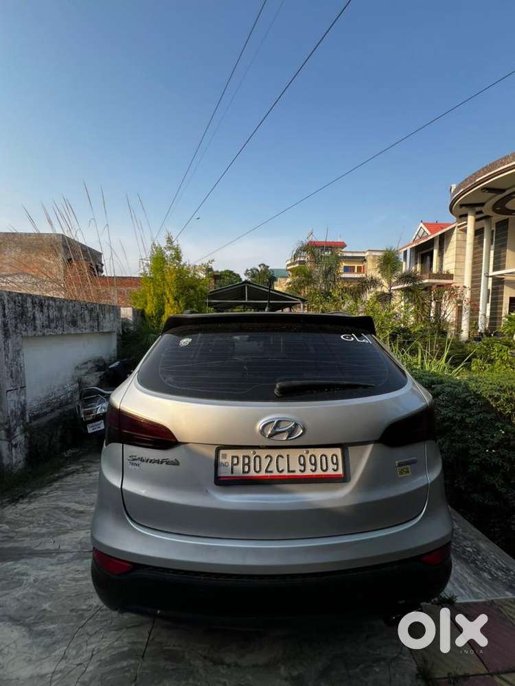 Hyundai Santa Fe 2014 Diesel 88542 Km Driven