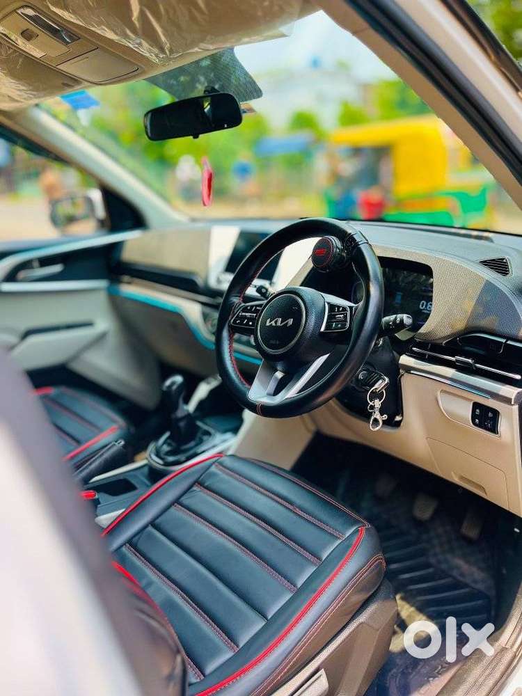 Kia Carens 1.5 Prestige 7 Str, 2023, Petrol