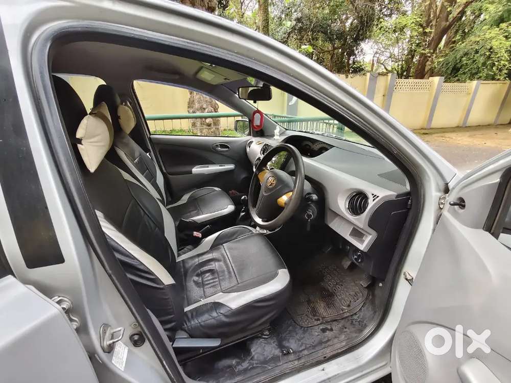 Etios Liva 2012 With Power Steering And Automatic Four Windows