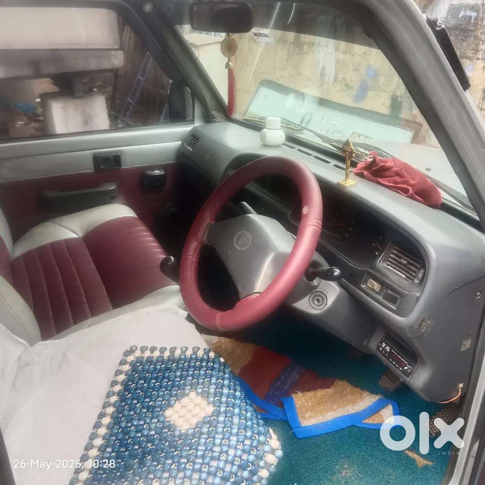 Toyota Qualis 2004 Diesel Well Maintained