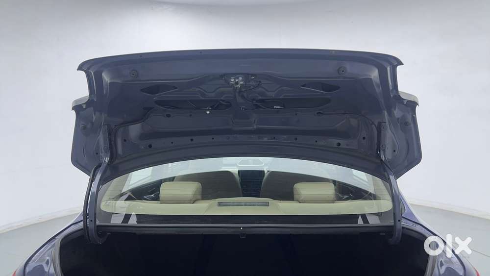 Maruti Suzuki Dzire Zxi Plus Ags, 2024, Petrol