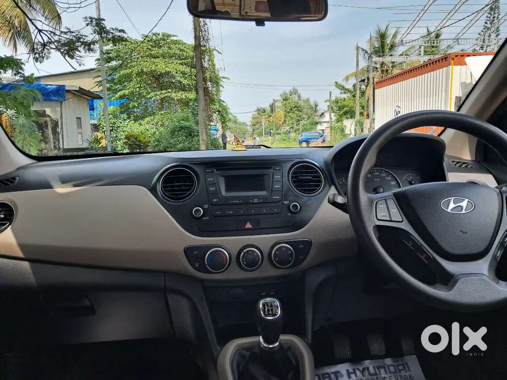 Hyundai Grand I10 2015 Petrol Well Maintained