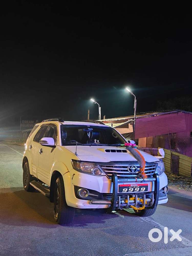 Fortuner Car Number -9999