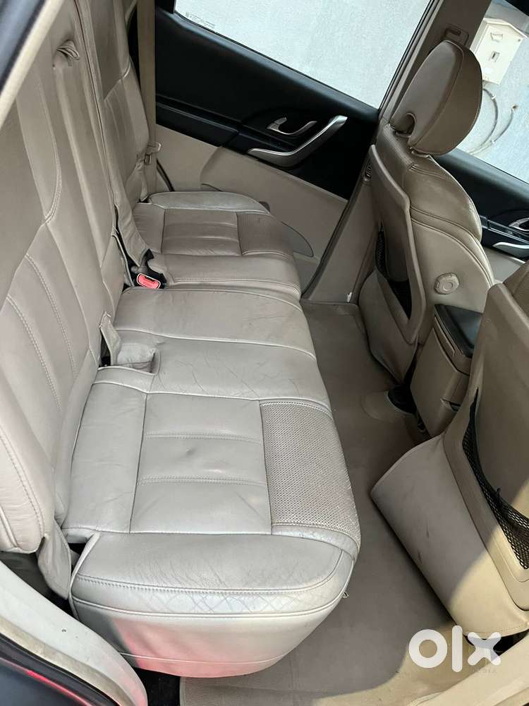 Mahindra Xuv500 2.2 W10, 2016, Diesel
