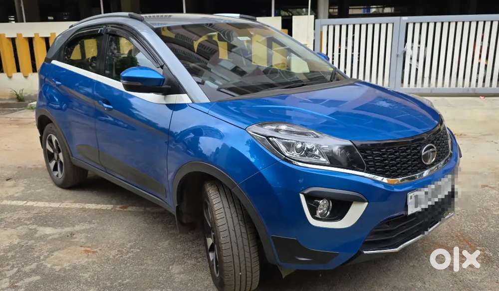Tata Nexon Xz+ Diesel Manual Blue Grey Jan 2018 Single Driver,