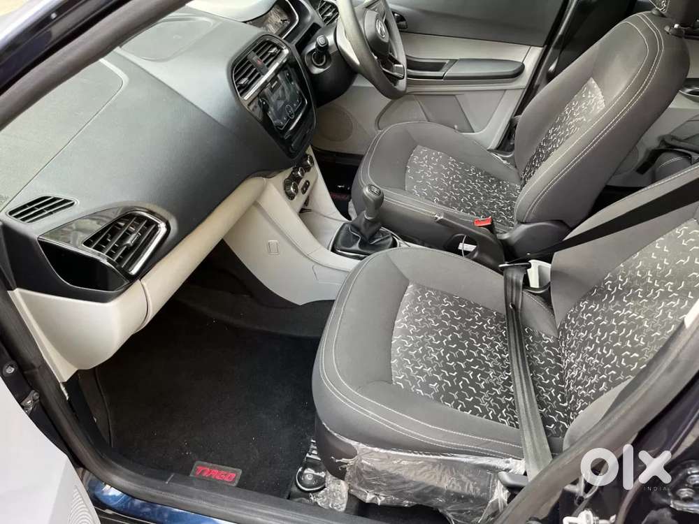 Tata Tiago 1.2 Revotron Xt (o), 2022, Petrol