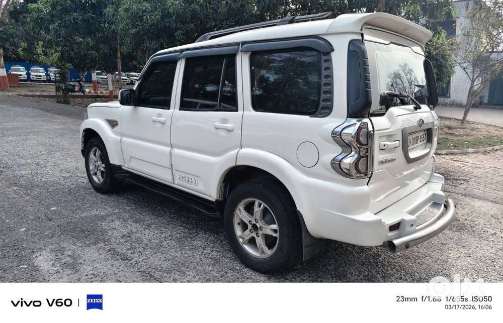 Mahindra Scorpio S8 7c Seater, 2015, Diesel
