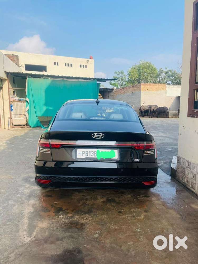Hyundai Verna 2023 Petrol 35000 Km Drivenall Original