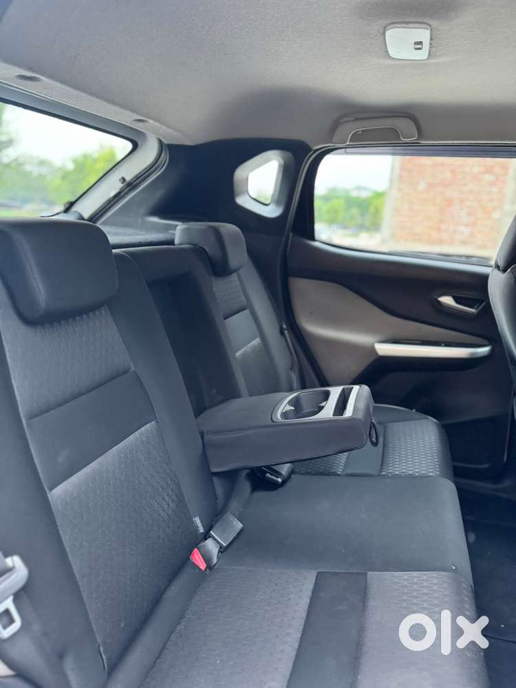 Nissan Magnite 1.0 Xv, 2021, Petrol