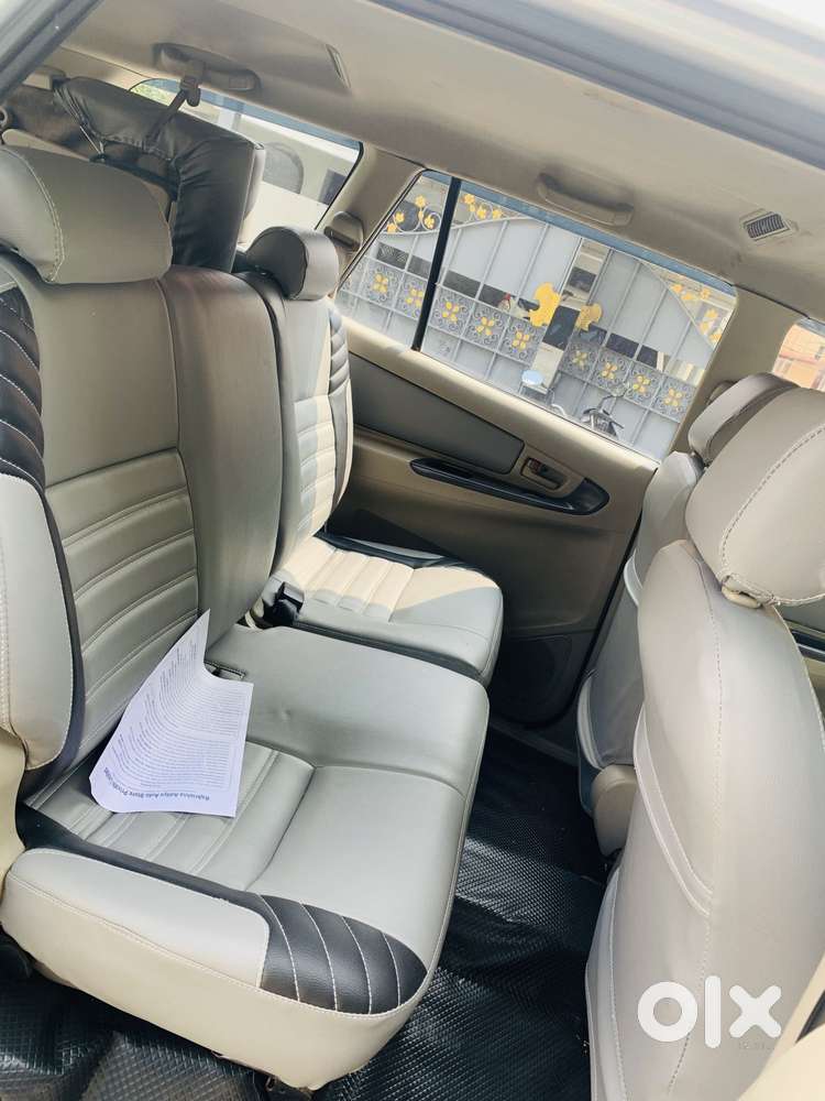 Toyota Innova 2.5 G (diesel) 8 Seater, 2012, Diesel
