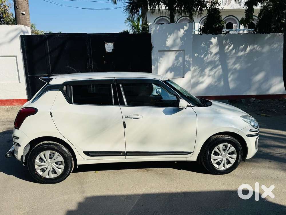 Maruti Suzuki Swift Vxi + Manual, 2020, Petrol