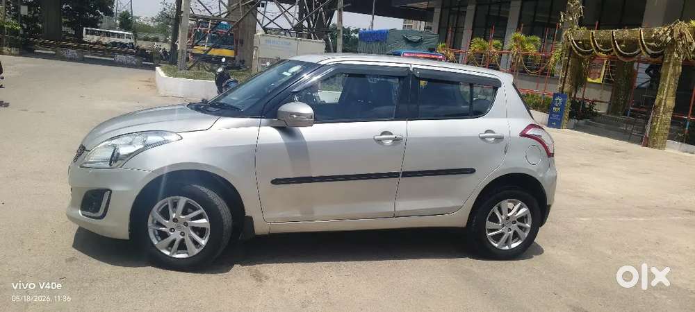 Maruthi Suzuki Swift Zxi+ Top End Model.